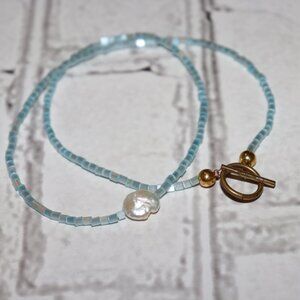 🌊🔹🤍 BLUE GLASS BEADED NECKLACE · NATURAL PEARL TOGGLE · 19.5"